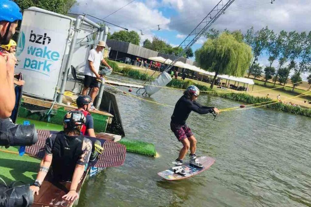 Appartement avec véranda centre ville Jugon-les-Lacs Esterno foto